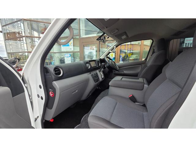 NV350キャラバンワゴン DX 10人乗り ガソリン車 ナビ バックカメラ スペアキー有り ETC Wエアコン(11枚目)