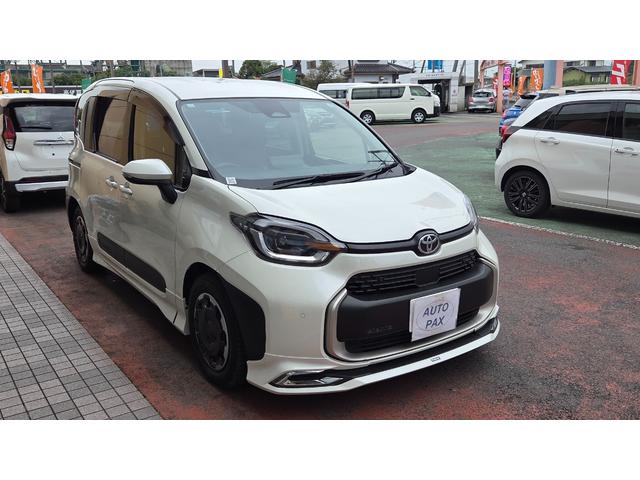 シエンタ ハイブリッドＺ　５人乗り　ハイブリッド　モデリスタエアロ　純正ナビＴＶ　バックカメラ　両側電動ＳＤ　純正ドラレコ　ＢＳＭ　オートハイビーム　セーフティーセンス　アダプティブクルーズコントロール　アンドロイドオート対応（2枚目）