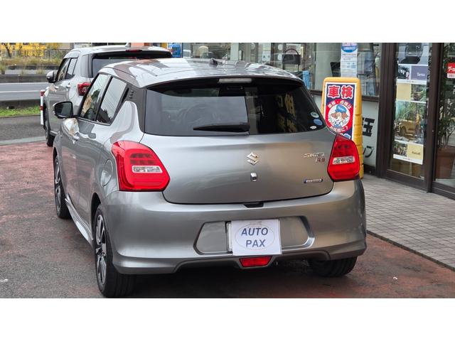 スイフト ハイブリッドＲＳ　ハブリッド　ナビＴＶ　アラウンドビューモニター　ＬＥＤヘッドライト　ＣＶＴ　運転席シートヒーター　革巻きステアリング（6枚目）