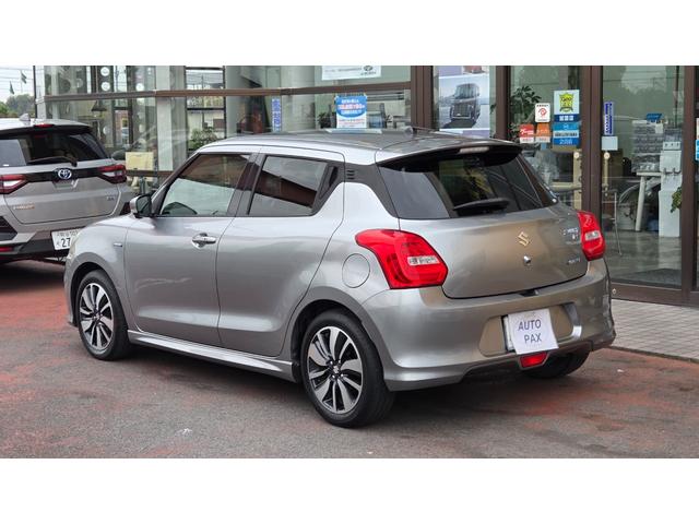 スイフト ハイブリッドＲＳ　ハブリッド　ナビＴＶ　アラウンドビューモニター　ＬＥＤヘッドライト　ＣＶＴ　運転席シートヒーター　革巻きステアリング（7枚目）