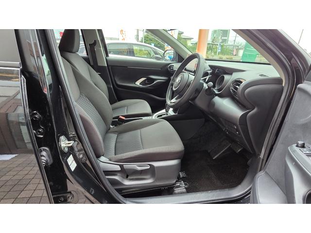 ヤリスクロス Ｇ　純正ナビ　バックカメラ　ドライブレコーダー　ＬＥＤヘッドライト　オートハイビーム　トヨタセーフティーセンス　レーンキープアシスト　アダプティブクルーズコントロール　アンドロイドオート対応（9枚目）