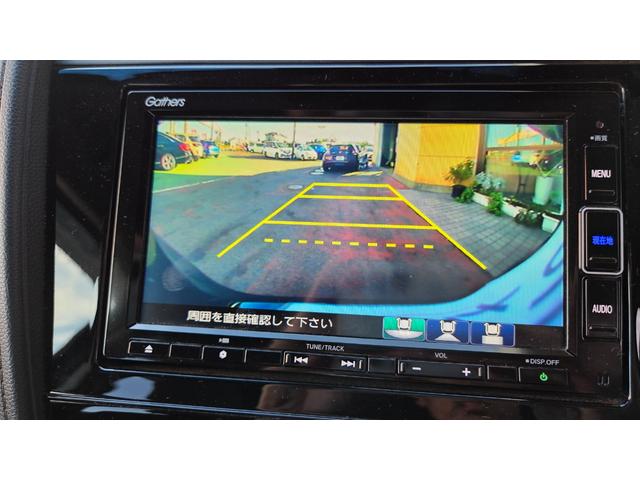 シャトル ハイブリッドＸ　ホンダセンシング　純正ナビＴＶ　バックカメラ　ＥＴＣ　ドラレコ　アダプティブクルーズコントロール　レーンキープアシスト　ＬＥＤヘッドライト　革巻きステアリング　パドルシフト（15枚目）