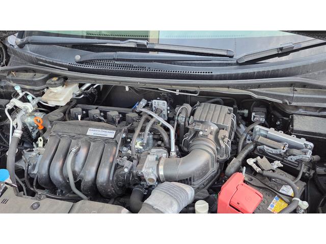 シャトル ハイブリッドＸ　ホンダセンシング　純正ナビＴＶ　バックカメラ　ＥＴＣ　ドラレコ　アダプティブクルーズコントロール　レーンキープアシスト　ＬＥＤヘッドライト　革巻きステアリング　パドルシフト（24枚目）