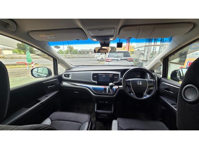 オデッセイ アブソルート・Ｘホンダセンシングアドバンスドパッケジ　純正ナビＴＶ　アラウンドビューモニター　ＥＴＣ　ドラレコ　両側パワースライドドア　パワーシート　アダプティブクルーズコントロール　ハーフレザーシート　ＬＥＤヘッドライト　ホンダセンシング（8枚目）