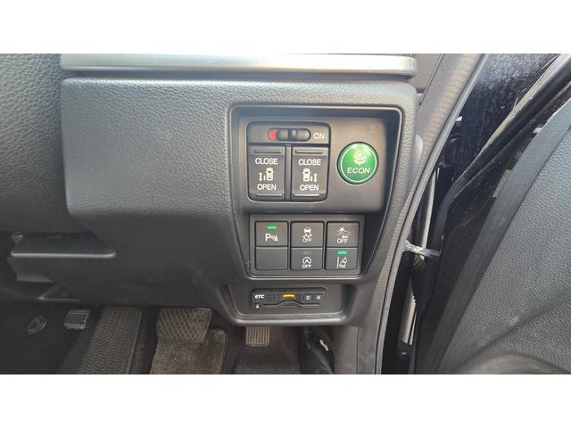 オデッセイ アブソルート・Ｘホンダセンシングアドバンスドパッケジ　純正ナビＴＶ　アラウンドビューモニター　ＥＴＣ　ドラレコ　両側パワースライドドア　パワーシート　アダプティブクルーズコントロール　ハーフレザーシート　ＬＥＤヘッドライト　ホンダセンシング（19枚目）