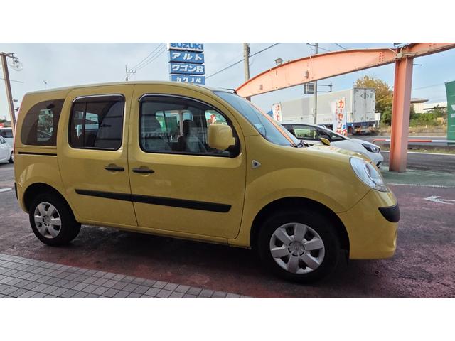 カングー １．６　ナビＴＶ　キーレス　スペアキー　両側スライドドア　ダブルバックドア　ＥＴＣ　取説　バックカメラ（5枚目）