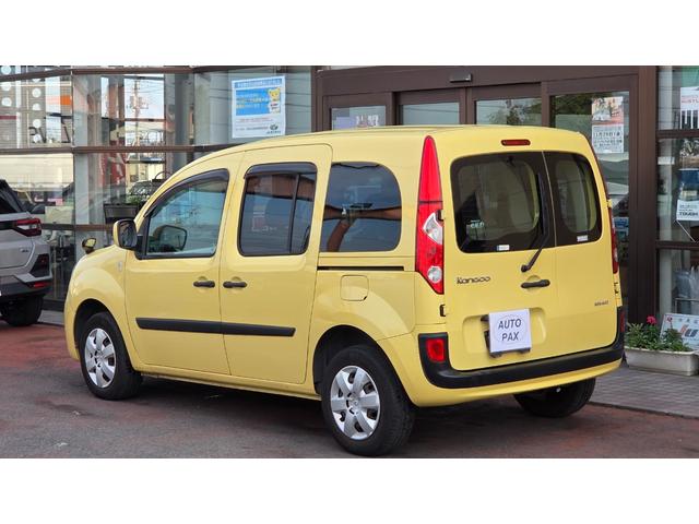 カングー １．６　ナビＴＶ　キーレス　スペアキー　両側スライドドア　ダブルバックドア　ＥＴＣ　取説　バックカメラ（7枚目）