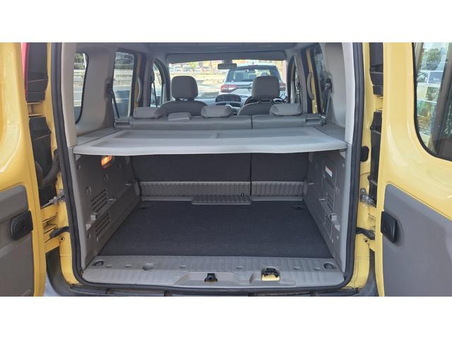 カングー １．６　ナビＴＶ　キーレス　スペアキー　両側スライドドア　ダブルバックドア　ＥＴＣ　取説　バックカメラ（8枚目）