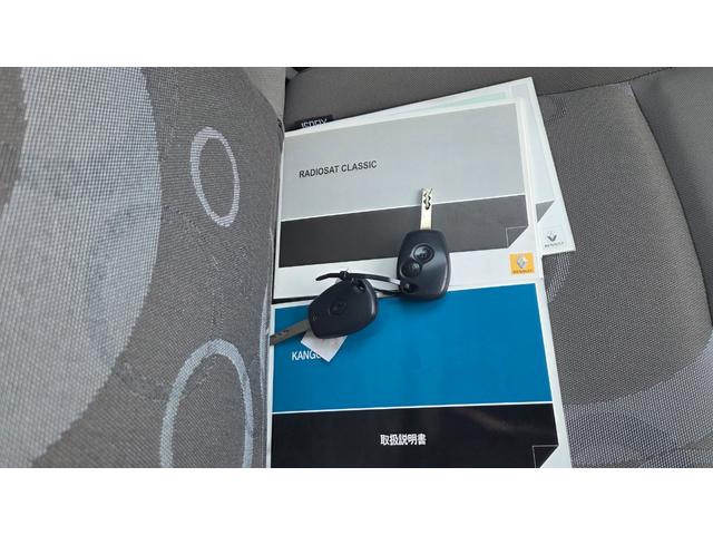 カングー １．６　ナビＴＶ　キーレス　スペアキー　両側スライドドア　ダブルバックドア　ＥＴＣ　取説　バックカメラ（11枚目）