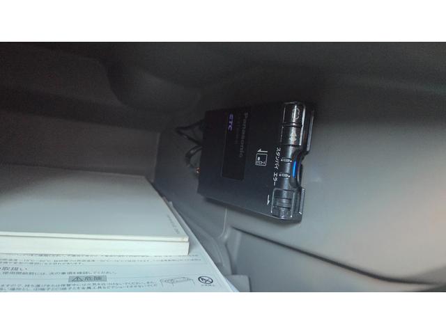 カングー １．６　ナビＴＶ　キーレス　スペアキー　両側スライドドア　ダブルバックドア　ＥＴＣ　取説　バックカメラ（16枚目）