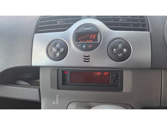 カングー １．６　ナビＴＶ　キーレス　スペアキー　両側スライドドア　ダブルバックドア　ＥＴＣ　取説　バックカメラ（17枚目）