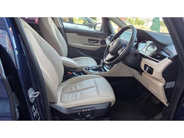 2シリーズ 218dアクティブツアラー ラグジュアリー レザーシート 純正ナビ パワーシート バックカメラ 右ハンドル パワートランク(14枚目)