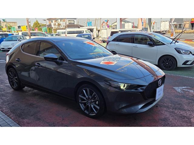 MAZDA3ファストバック 20Sプロアクティブ ツーリングセレクション ハイブリッド 純正ナビTV アラウンドビューモニター ブラックレザーパッケージ 18AW LEDヘッドライト アダプティブクルーズコントロール BOSEスピーカー ETC ドラレコ シートヒーター(5枚目)