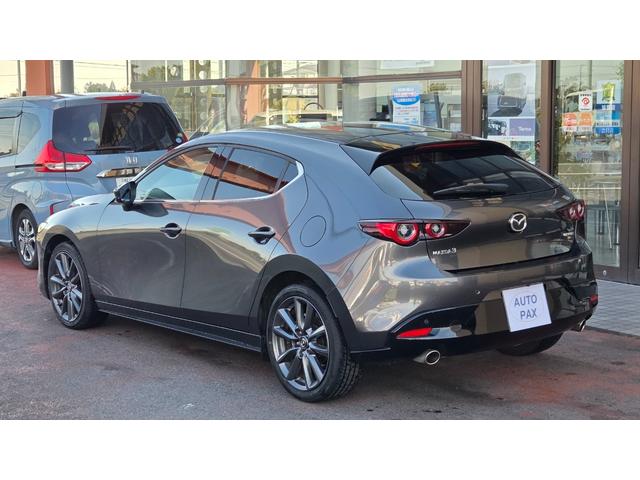 MAZDA3ファストバック 20Sプロアクティブ ツーリングセレクション ハイブリッド 純正ナビTV アラウンドビューモニター ブラックレザーパッケージ 18AW LEDヘッドライト アダプティブクルーズコントロール BOSEスピーカー ETC ドラレコ シートヒーター(7枚目)