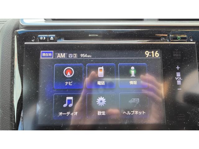 フィット ＲＳ　６速ＭＴ　純正エアロ　無限マフラー　純正ナビＴＶ　ＥＴＣ　前後ドラレコ　オートクルーズ　ＬＥＤヘットライト　ＡＷ　フォグランプ　プッシュスタート　キーレス（15枚目）