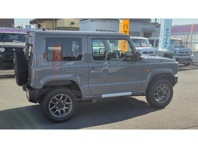 ジムニー ＸＣ　届出済み未使用車　Ｆ５ＭＴ　４型　切り替え式４ＷＤ　スズキセーフティーサポート　ＬＥＤヘッドライト　シートヒーター　純正ＡＷ　クルーズコントロール（18枚目）