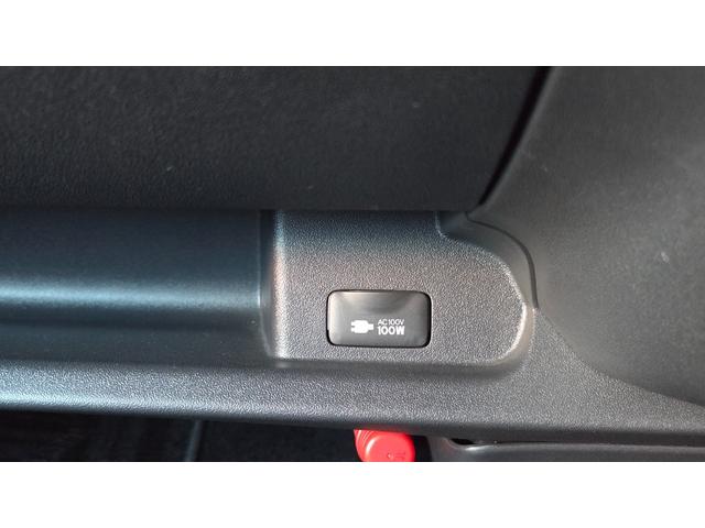 ハイエースワゴン ＧＬ　ガソリン車　純正ナビＴＶ　バックカメラ　純正ドラレコ　車線逸脱防止機能　オートハイビーム　衝突軽減ブレーキ　コーナーセンサー　両側スライドドア　ＡＣ１００Ｖコンセント　３列目シート跳ね上げ式（20枚目）