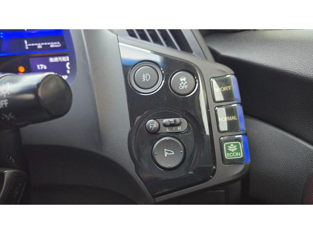 CR-Z αマスターレーベル F6MT 後期型 HIDヘッドライト クルーズコントロール 革巻きステアリング ハーフレザーシート ナビTV 純正AW ETC バックカメラ(19枚目)