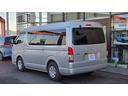 ハイエースワゴン ＧＬ　ガソリン車　純正ナビＴＶ　バックカメラ　純正ドラレコ　車線逸脱防止機能　オートハイビーム　衝突軽減ブレーキ　コーナーセンサー　両側スライドドア　ＡＣ１００Ｖコンセント　３列目シート跳ね上げ式（5枚目）