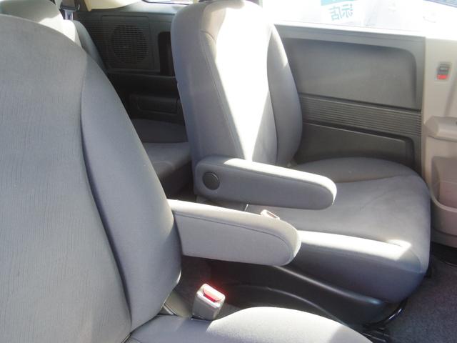 フリード G エアロ Lパッケージ 禁煙車/電動スライドドア/ISOFIX付/ナビ/バックカメラ/ETC/HIDヘッドライト/3列シート7人乗り/DVD再生/CD(26枚目)