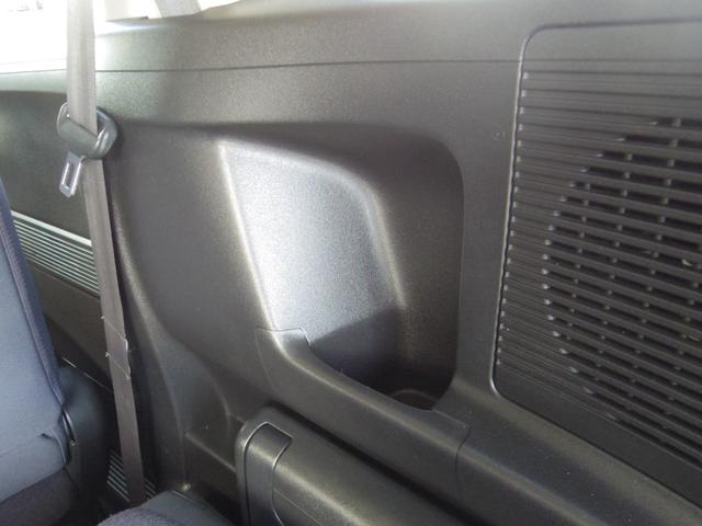 フリード G エアロ Lパッケージ 禁煙車/電動スライドドア/ISOFIX付/ナビ/バックカメラ/ETC/HIDヘッドライト/3列シート7人乗り/DVD再生/CD(40枚目)