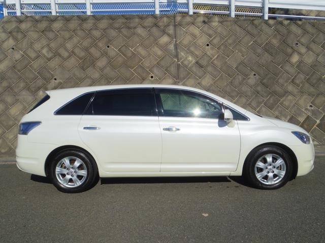 マークＸジオ ２４０Ｆ　禁煙車／前後ドライブレコーダー／ナビ／バックカメラ／ＥＴＣ／スマートキー／プッシュスタート／ＨＩＤヘッドライト／純正アルミホイール／３列シート／７人乗り（16枚目）