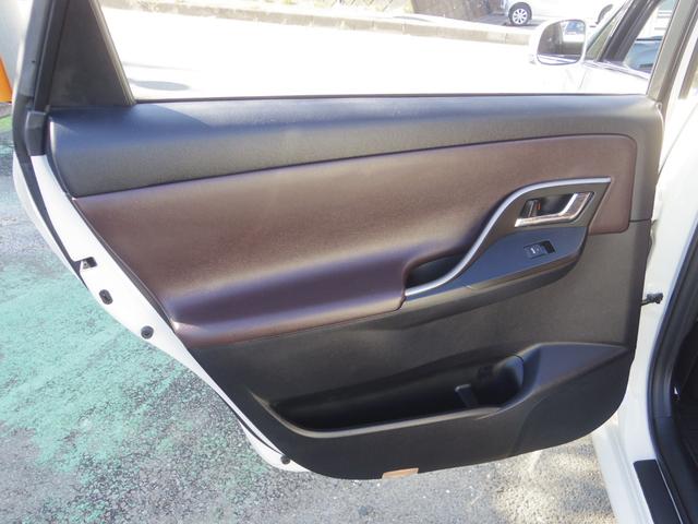 マークＸジオ ２４０Ｆ　禁煙車／前後ドライブレコーダー／ナビ／バックカメラ／ＥＴＣ／スマートキー／プッシュスタート／ＨＩＤヘッドライト／純正アルミホイール／３列シート／７人乗り（35枚目）