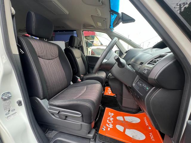 セレナ ハイウェイスター Vセレ+セーフティ SHV Aセフ タイヤ新品 アラウンドビューモニター 両側パワースライドドア 純正ナビフルセグTV リアフリップダウンモニター ETC Bluetooth ワンオーナー禁煙車 インテリキー2個有(17枚目)