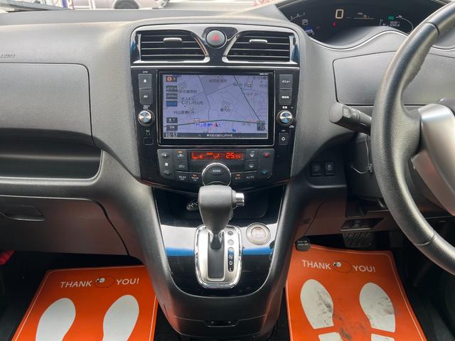 セレナ ハイウェイスター Vセレ+セーフティ SHV Aセフ タイヤ新品 アラウンドビューモニター 両側パワースライドドア 純正ナビフルセグTV リアフリップダウンモニター ETC Bluetooth ワンオーナー禁煙車 インテリキー2個有(23枚目)