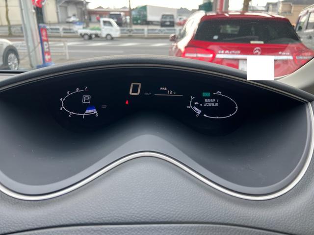 セレナ ハイウェイスター Vセレ+セーフティ SHV Aセフ タイヤ新品 アラウンドビューモニター 両側パワースライドドア 純正ナビフルセグTV リアフリップダウンモニター ETC Bluetooth ワンオーナー禁煙車 インテリキー2個有(30枚目)