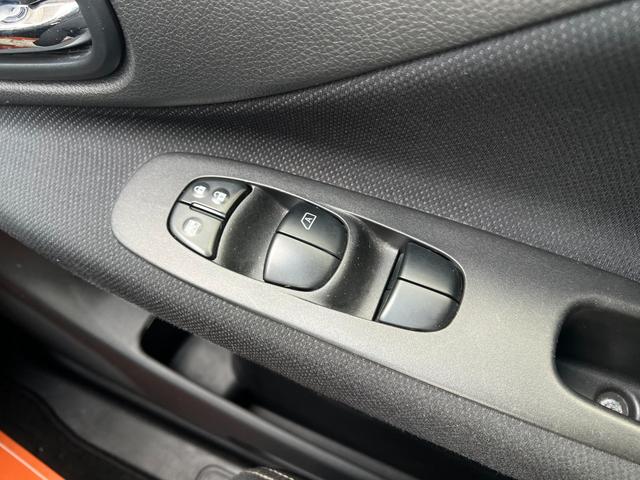 セレナ ハイウェイスター Vセレ+セーフティ SHV Aセフ タイヤ新品 アラウンドビューモニター 両側パワースライドドア 純正ナビフルセグTV リアフリップダウンモニター ETC Bluetooth ワンオーナー禁煙車 インテリキー2個有(34枚目)