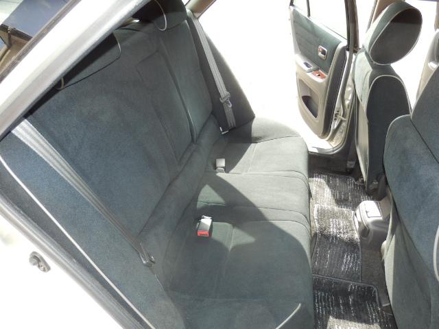 AS200 WiseセレクションII 4WD 純正ナビ(9枚目)