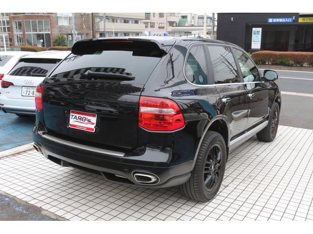 カイエン S エアサス サンルーフ(10枚目)