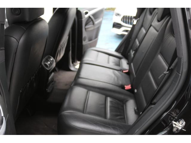 カイエン S エアサス サンルーフ(25枚目)