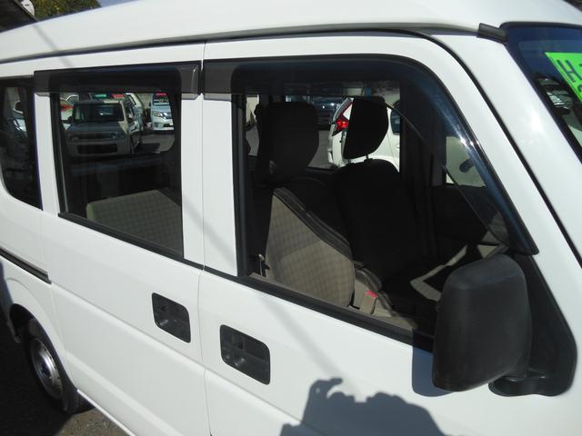 エブリイ PA 走行5.7万キロ クラリオンCD Wエアバック付(7枚目)