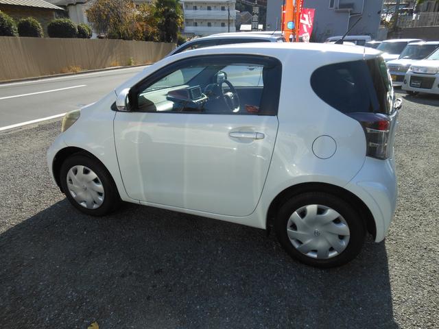 iQ 100X 走行3.6万キロ 10エアバック 純正ナビ TV ETC付(5枚目)