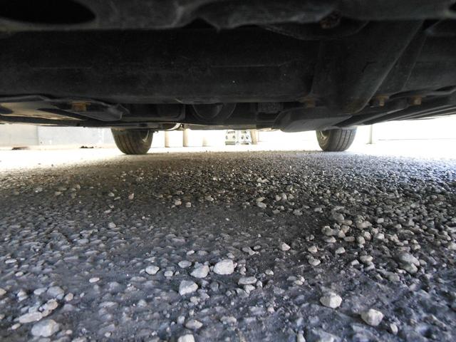 iQ 100X 走行3.6万キロ 10エアバック 純正ナビ TV ETC付(24枚目)