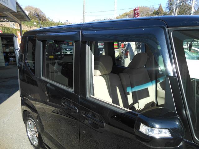 Ｎ－ＢＯＸ Ｇ・Ｌパッケージ　走行３．４万キロ　純正ナビ　バックカメラ　スマートキー　左リアパワースライドドア　コムテックドラレコ付（6枚目）