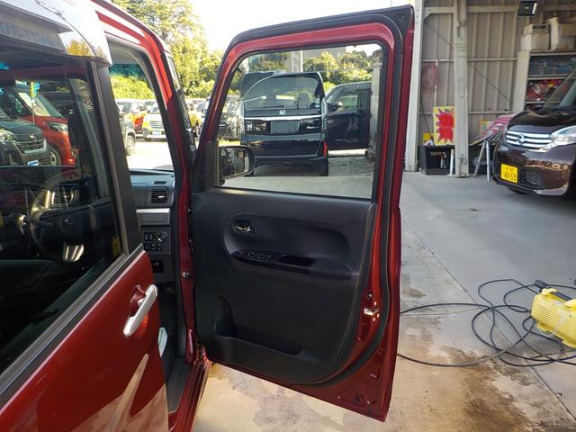 タント カスタムRS トップエディションSAIII ナビ フルセグTV バックカメラ 衝突軽減ブレーキ アイドリングストップ 両側パワースライドドア スマキー シートヒーター ETC ドライブレコーダー ハーフレザーシート Bluetooth(32枚目)