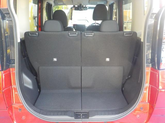 後部座席もリクライニング式でゆったり広々☆
