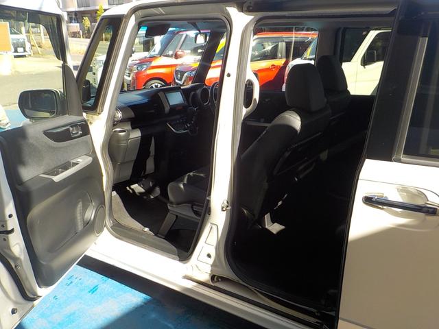 Ｎ－ＢＯＸカスタム Ｇ　ターボＳＳパッケージ　ナビ　ワンセグＴＶ　バックカメラ　衝突軽減ブレーキ　アイドリングストップ　両側パワースライドドア　スマキー　ハーフレザーシート　　Ｂｌｕｅｔｏｏｔｈ　ＥＴＣ　シートヒーター　ＨＩＤヘッドライト（34枚目）