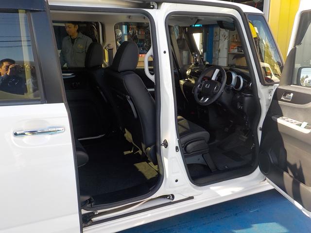 Ｎ－ＢＯＸカスタム Ｇ　ターボＳＳパッケージ　ナビ　ワンセグＴＶ　バックカメラ　衝突軽減ブレーキ　アイドリングストップ　両側パワースライドドア　スマキー　ハーフレザーシート　　Ｂｌｕｅｔｏｏｔｈ　ＥＴＣ　シートヒーター　ＨＩＤヘッドライト（36枚目）