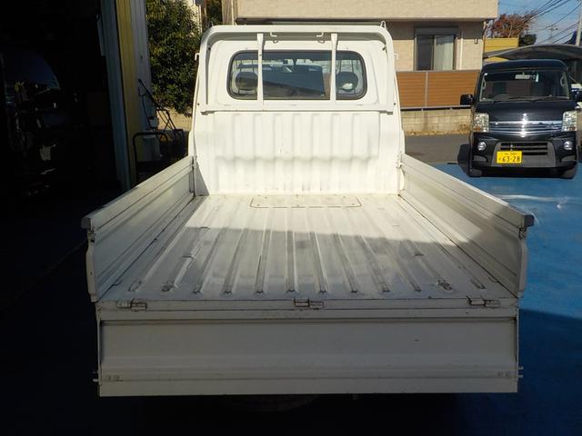 ハイゼットトラック エアコン・パワステ　スペシャル　５速ＭＴ　４ＷＤ　エアコン　パワーステアリング　ＡＭＦＭラジオ　一年保証（17枚目）