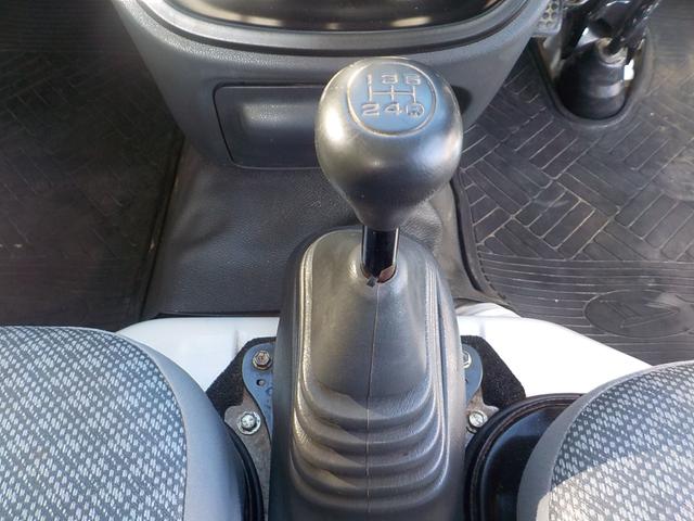 ハイゼットトラック エアコン・パワステ　スペシャル　５速ＭＴ　４ＷＤ　エアコン　パワーステアリング　ＡＭＦＭラジオ　一年保証（29枚目）