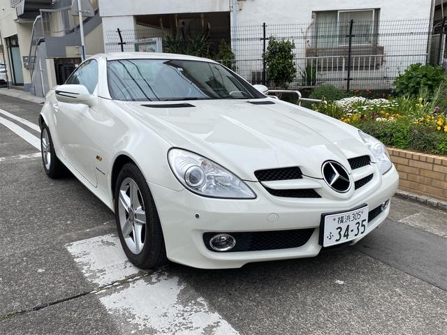 ＳＬＫ ＳＬＫ２００コンプレッサー　ナビ　オートクルーズコントロール　オートライト　ＡＴ　シートヒーター　アルミホイール　盗難防止システム　ＡＢＳ　ＣＤ　エアコン　パワーステアリング　パワーウィンドウ　運転席エアバッグ（13枚目）