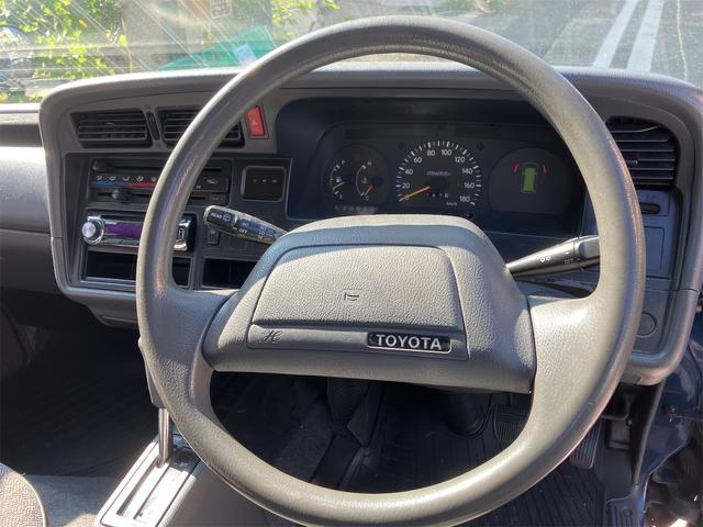 ハンドルの状態が悪いと運転に集中できませんよね。こちらの車、お気軽にお問い合わせください。