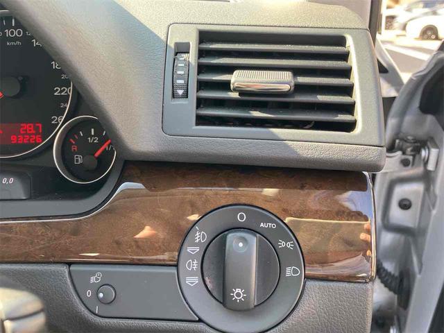 A4アバント 1.8スポーツライン ドライブレコーダー ETC アルミホイール パワーシート 電動格納ミラー シートヒーター CVT ABS リアトノカバー パワーステアリング タイミングベルト・ウォーターポンプ交換済み(7枚目)