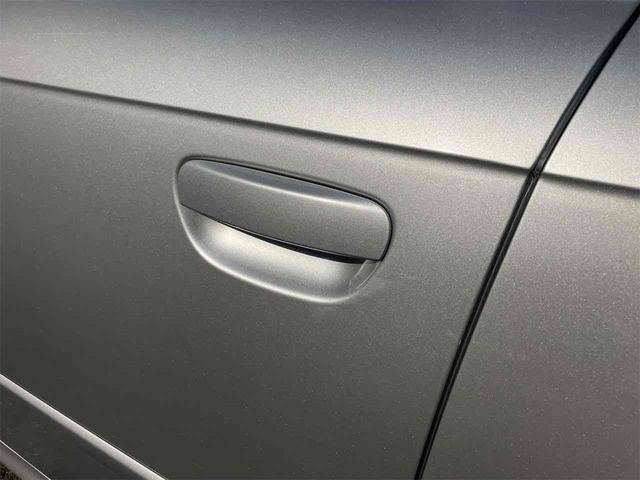 A4アバント 1.8スポーツライン ドライブレコーダー ETC アルミホイール パワーシート 電動格納ミラー シートヒーター CVT ABS リアトノカバー パワーステアリング タイミングベルト・ウォーターポンプ交換済み(32枚目)