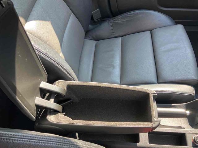 A4アバント 1.8スポーツライン ドライブレコーダー ETC アルミホイール パワーシート 電動格納ミラー シートヒーター CVT ABS リアトノカバー パワーステアリング タイミングベルト・ウォーターポンプ交換済み(41枚目)