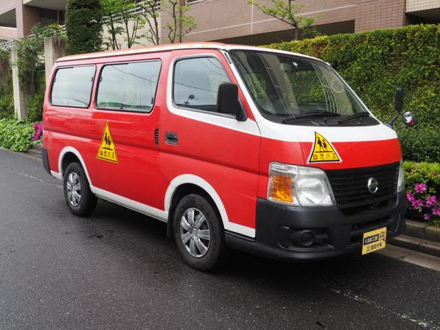 幼児バス 普通免許 大人2人幼児12人乗り(19枚目)